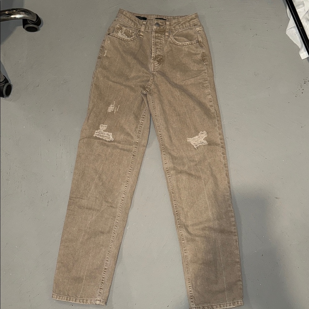 Wild Fable Beige Distressed Jeans